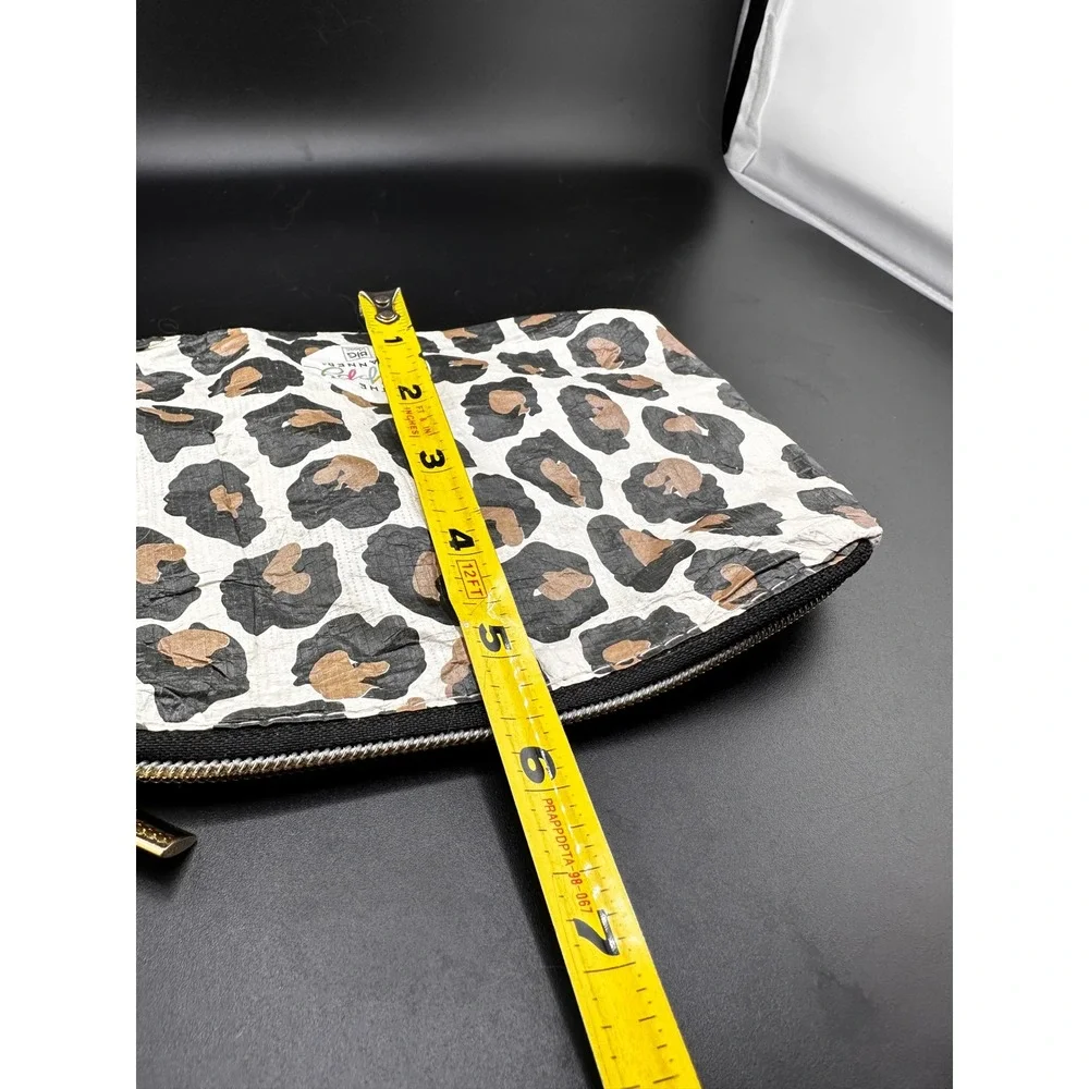Erin Condren Happy Planner Cheetah Print Pouch Never used‎